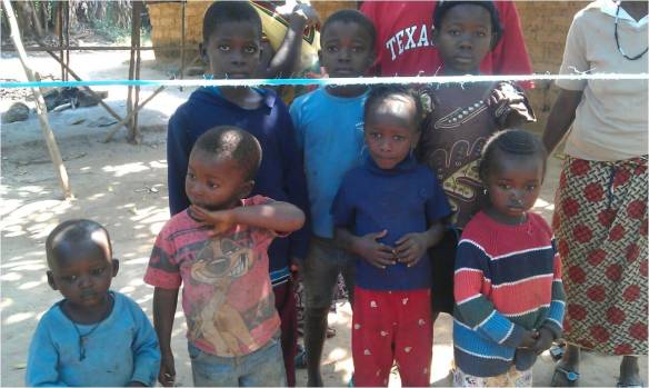 Niños en quarentena cercanos al hospital de Mabesseneh