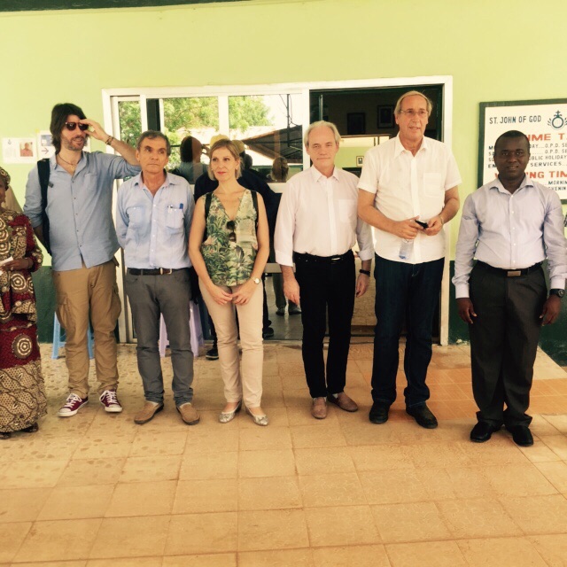 Visita de parlamentarios europeos al hospital de Mabesseneh