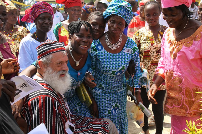 Ceremonia de entronización por vía tradicional