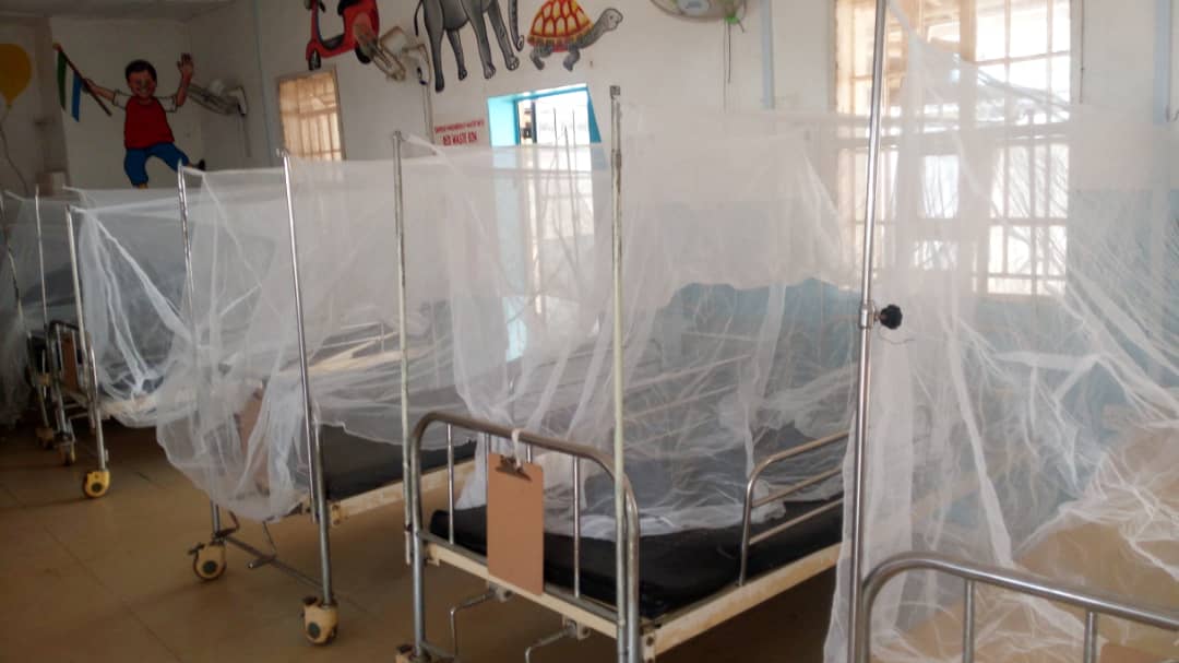 Sierra Leona, hospitales vacíos