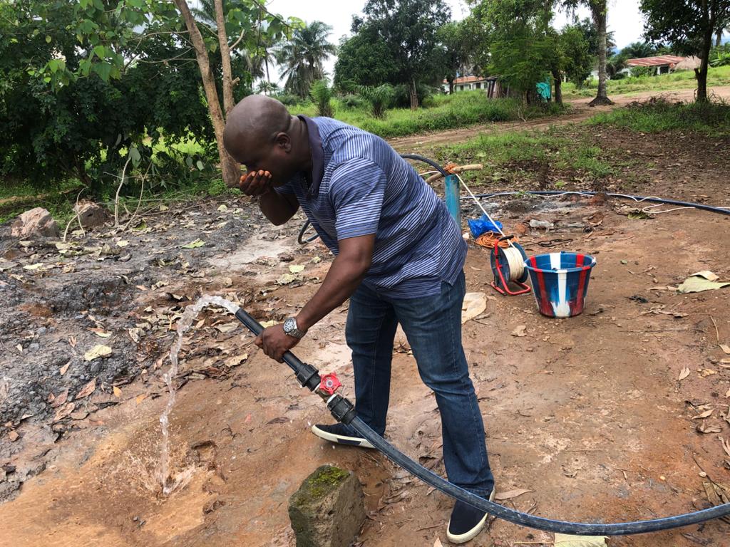 Ya tenemos agua en Lungi