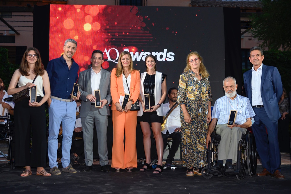 El programa Apadrina premiado en los AQAwards